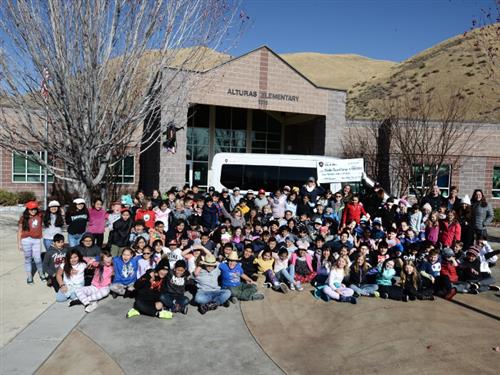 photo of students with Sun Valley Tour de Force and Idaho Basecamp 